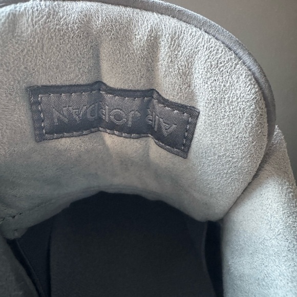 Jordan Men's Dark Gray Sneakers - Picture 5 of 8